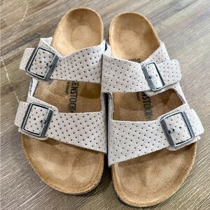 Birkenstock Arizona Suede Embossed model, Dotted Stone Coin Sandals. Sz39